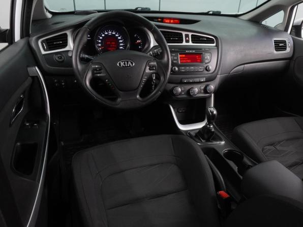 Kia Ceed II с пробегом 2013 года, цена 973 000 рублей, 204775 км, универсал, Автокод Объявления