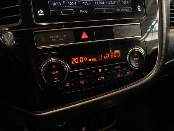 Mitsubishi Outlander III Рестайлинг 3 с пробегом 2019 года, цена 2 220 000 рублей, 175133 км, внедорожник, Автокод Объявления