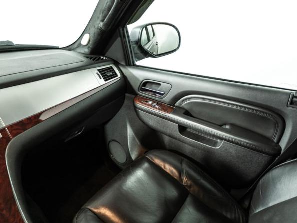 Cadillac Escalade III с пробегом 2010 года, цена 1 599 585 рублей, 262442 км, внедорожник, Автокод Объявления