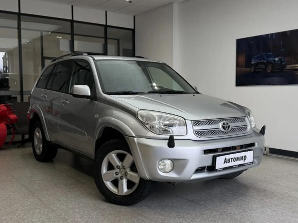 Toyota RAV4 II (XA20) Рестайлинг с пробегом 2005 года, цена 850 000 рублей, 254615 км, внедорожник, Автокод Объявления