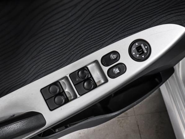 Hyundai Solaris I с пробегом 2012 года, цена 849 000 рублей, 130034 км, седан, Автокод Объявления