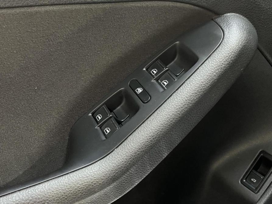 Volkswagen Jetta VI Курск  - изображение 14