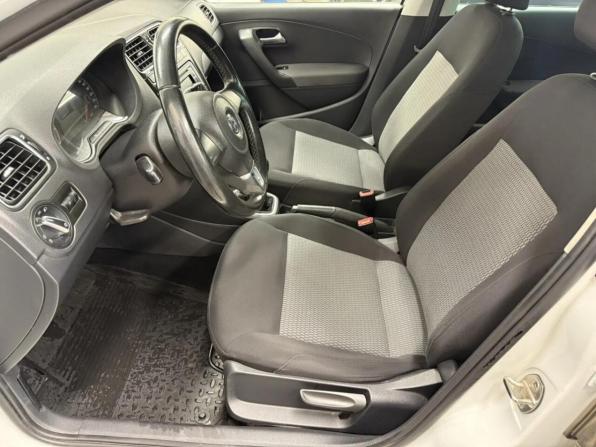 Volkswagen Polo V с пробегом 2014 года, цена 815 423 рубля, 162256 км, седан, Автокод Объявления