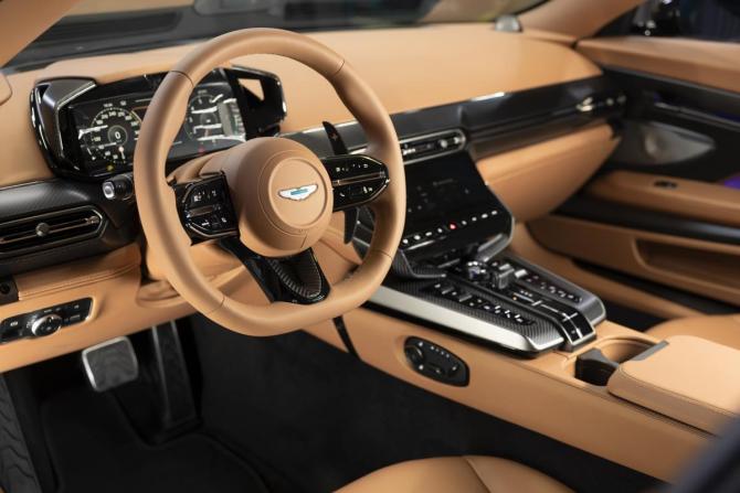 Новый Aston Martin Vanquish III 2026 года, цена 63 990 000 рублей, купе, Автокод Объявления