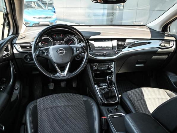Opel Astra K с пробегом 2018 года, цена 1 378 000 рублей, 96333 км, универсал, Автокод Объявления