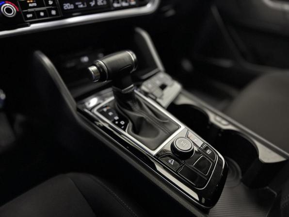 Kia Sportage V с пробегом 2022 года, цена 3 299 000 рублей, 53340 км, внедорожник, Автокод Объявления