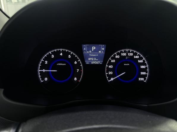 Hyundai Solaris I с пробегом 2013 года, цена 990 000 рублей, 69067 км, хэтчбек, Автокод Объявления