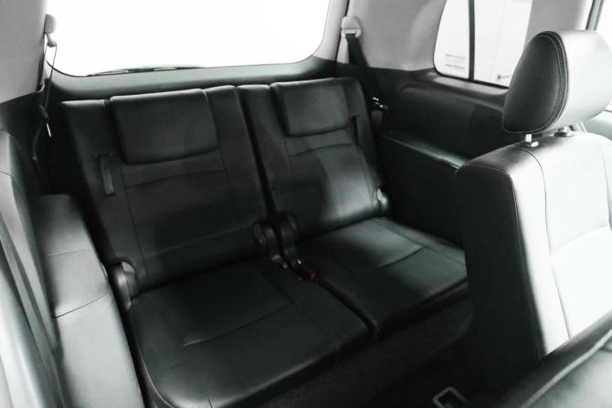 Toyota ISis I Рестайлинг с пробегом 2012 года, цена 1 100 000 рублей, 221686 км, компактвэн, Автокод Объявления