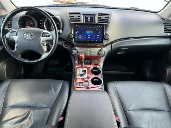 Toyota Highlander II (XU40) Рестайлинг с пробегом 2011 года, цена 1 735 000 рублей, 235000 км, внедорожник, Автокод Объявления