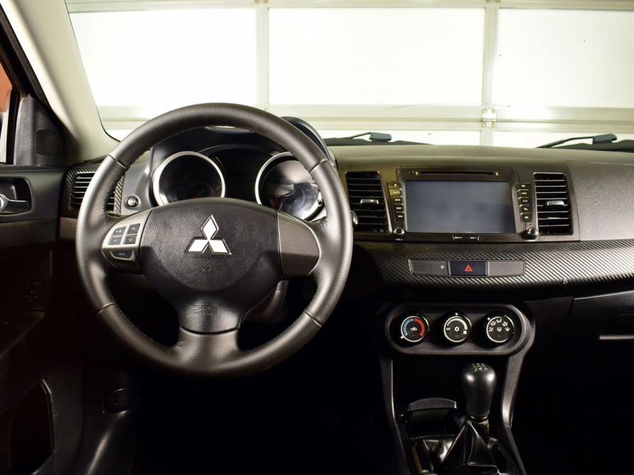 Mitsubishi Lancer X Рестайлинг Кемерово  - изображение 8