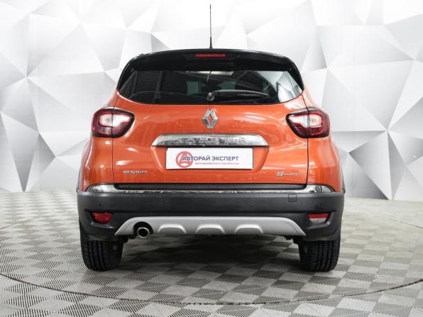 Renault Kaptur I с пробегом 2016 года, цена 1 330 000 рублей, 100000 км, внедорожник, Автокод Объявления