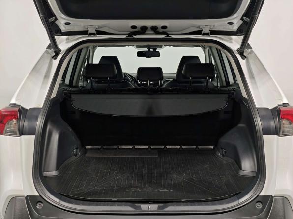 Toyota RAV4 V (XA50) с пробегом 2021 года, цена 3 600 000 рублей, 77210 км, внедорожник, Автокод Объявления