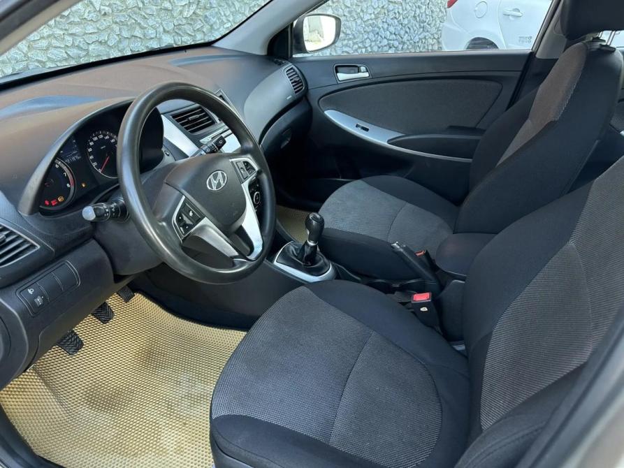 Hyundai Solaris I Новосибирск  - изображение 10