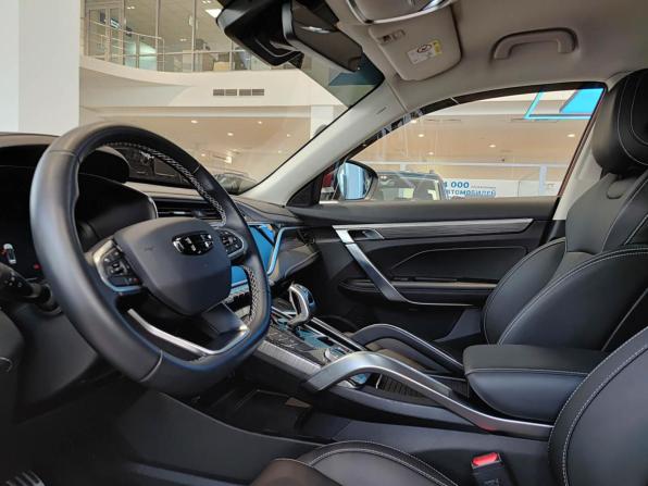 Geely Atlas Pro с пробегом 2023 года, цена 2 180 000 рублей, 42122 км, внедорожник, Автокод Объявления