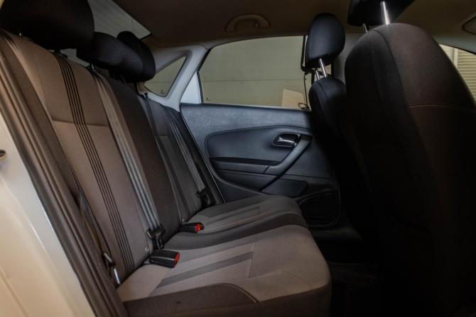 Volkswagen Polo V Рестайлинг с пробегом 2016 года, цена 1 329 000 рублей, 83362 км, седан, Автокод Объявления
