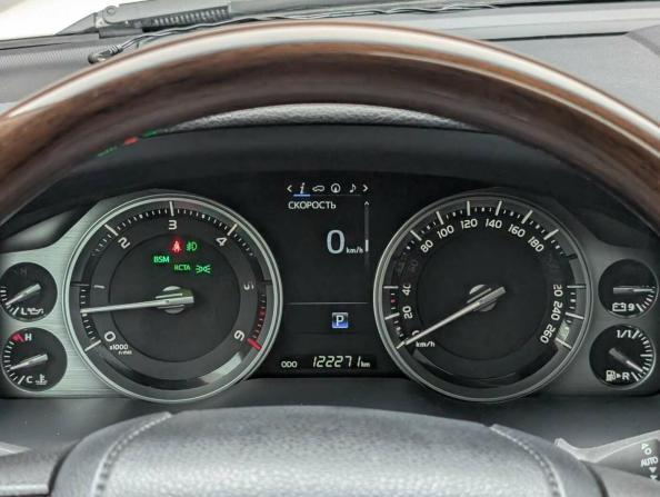 Toyota Land Cruiser 200 Series Рестайлинг 2 с пробегом 2016 года, цена 5 697 000 рублей, 122269 км, внедорожник, Автокод Объявления