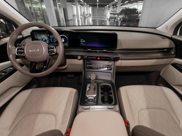 Kia Carnival IV с пробегом 2022 года, цена 3 990 000 рублей, 79479 км, минивэн, Автокод Объявления