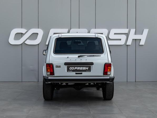 Lada (ВАЗ) Niva Legend с пробегом 2024 года, цена 925 000 рублей, 9429 км, внедорожник, Автокод Объявления