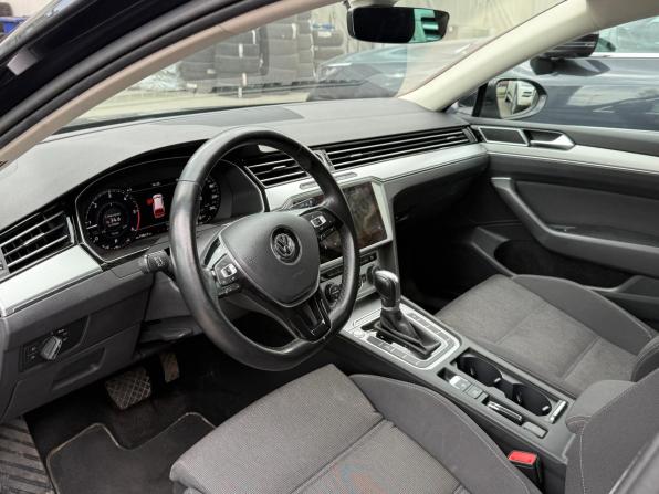 Volkswagen Passat B8 с пробегом 2019 года, цена 1 899 000 рублей, 219000 км, универсал, Автокод Объявления