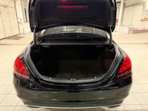Mercedes-Benz C-Класс IV (W205) Рестайлинг с пробегом 2019 года, цена 2 839 000 рублей, 68640 км, седан, Автокод Объявления