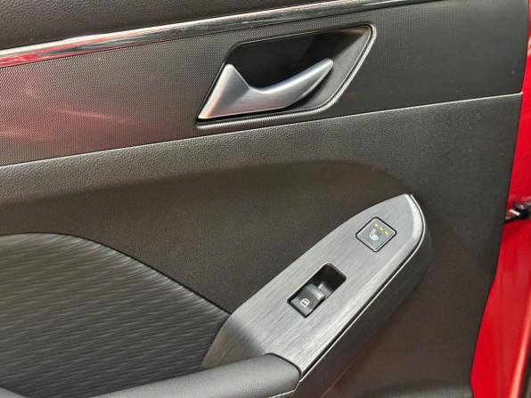 Haval Jolion I Рестайлинг с пробегом 2025 года, цена 2 755 000 рублей, 5331 км, внедорожник, Автокод Объявления