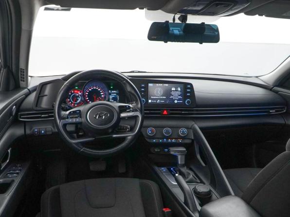 Hyundai Elantra VII (CN7) с пробегом 2022 года, цена 2 097 414 рублей, 45478 км, седан, Автокод Объявления