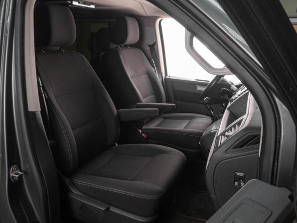 Volkswagen Multivan T6 с пробегом 2016 года, цена 3 319 000 рублей, 261104 км, минивэн, Автокод Объявления