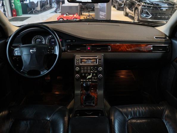 Volvo XC70 II с пробегом 2008 года, цена 1 220 000 рублей, 307871 км, универсал, Автокод Объявления