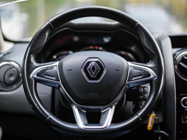 Renault Duster II с пробегом 2019 года, цена 915 000 рублей, 243846 км, внедорожник, Автокод Объявления