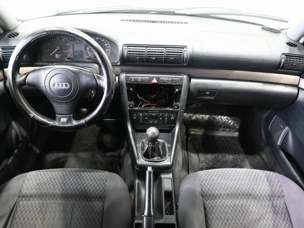 Audi A4 I (B5) Рестайлинг с пробегом 1999 года, цена 379 900 рублей, 271158 км, универсал, Автокод Объявления