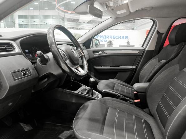 Renault Arkana I с пробегом 2019 года, цена 1 250 000 рублей, 226828 км, внедорожник, Автокод Объявления