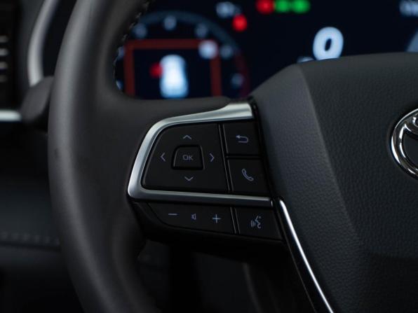 Toyota Highlander IV (XU70) с пробегом 2025 года, цена 5 538 888 рублей, 38 км, внедорожник, Автокод Объявления