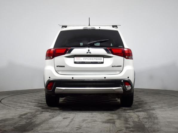 Mitsubishi Outlander III Рестайлинг 2 с пробегом 2016 года, цена 1 425 000 рублей, 259632 км, внедорожник, Автокод Объявления