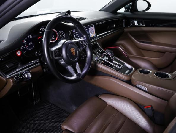 Porsche Panamera II с пробегом 2018 года, цена 8 613 000 рублей, 60298 км, лифтбек, Автокод Объявления