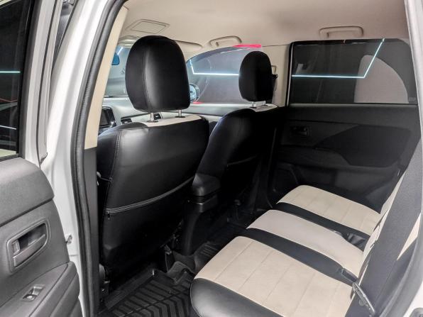 Mitsubishi Outlander III Рестайлинг 2 с пробегом 2018 года, цена 1 900 000 рублей, 71986 км, внедорожник, Автокод Объявления