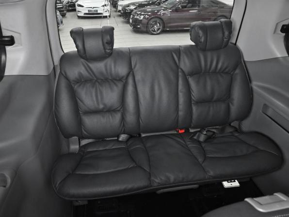 Hyundai Grand Starex I с пробегом 2011 года, цена 999 000 рублей, 156000 км, минивэн, Автокод Объявления