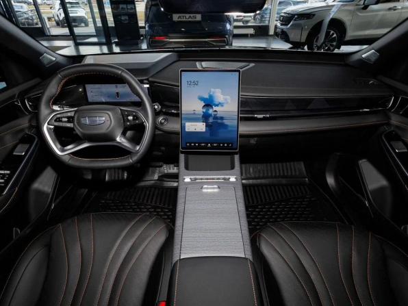 Geely Preface I с пробегом 2026 года, цена 3 329 000 рублей, 1 км, седан, Автокод Объявления