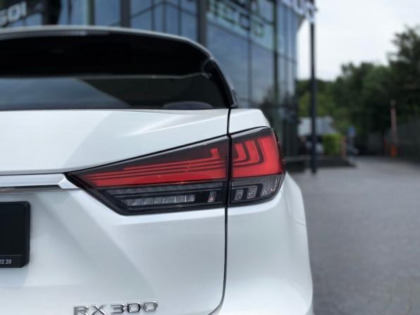 Lexus RX IV Рестайлинг с пробегом 2020 года, цена 4 959 000 рублей, 101354 км, внедорожник, Автокод Объявления