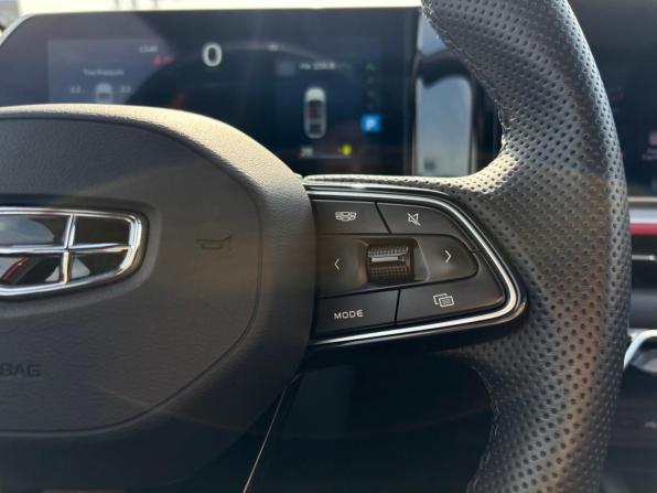 Geely Coolray I Рестайлинг с пробегом 2024 года, цена 1 880 000 рублей, 40785 км, внедорожник, Автокод Объявления