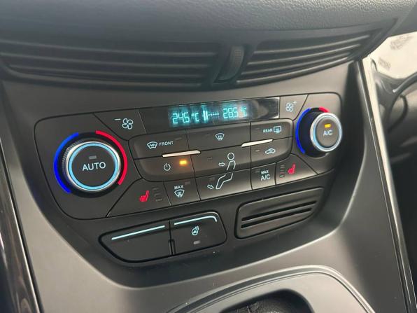 Ford Kuga II Рестайлинг с пробегом 2019 года, цена 1 459 000 рублей, 176830 км, внедорожник, Автокод Объявления