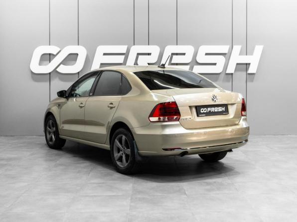 Volkswagen Polo V Рестайлинг с пробегом 2017 года, цена 1 069 000 рублей, 188343 км, седан, Автокод Объявления
