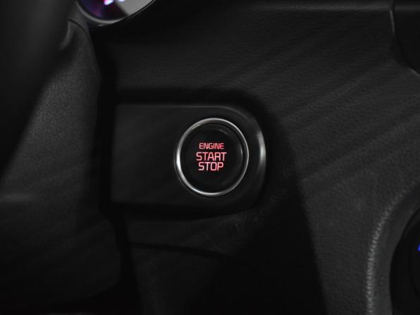 Kia Ceed III с пробегом 2019 года, цена 1 490 000 рублей, 97370 км, хэтчбек, Автокод Объявления