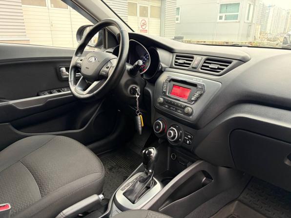Kia Rio III с пробегом 2014 года, цена 885 000 рублей, 152000 км, седан, Автокод Объявления