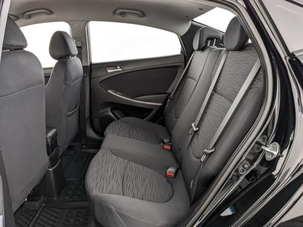 Hyundai Solaris I Рестайлинг с пробегом 2015 года, цена 1 199 000 рублей, 61400 км, седан, Автокод Объявления