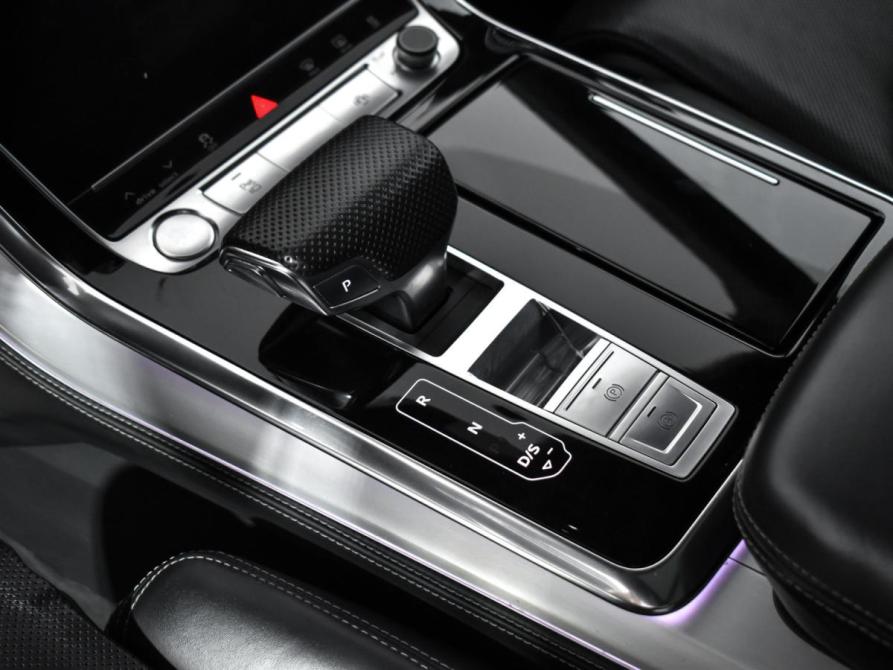 Audi Q8 I (4M) Санкт-Петербург  - изображение 12