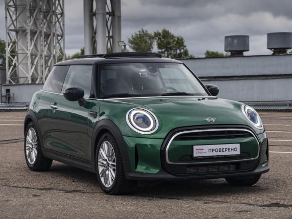 Mini Hatch III (F55/F56) Рестайлинг 2 с пробегом 2021 года, цена 2 597 000 рублей, 36903 км, хэтчбек, Автокод Объявления
