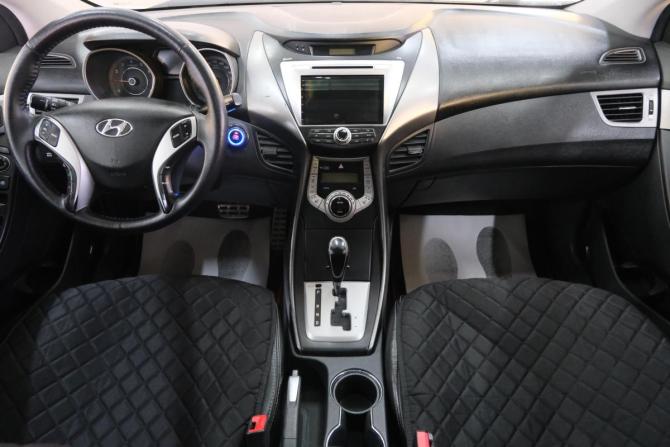 Hyundai Avante V с пробегом 2011 года, цена 819 000 рублей, 176000 км, седан, Автокод Объявления