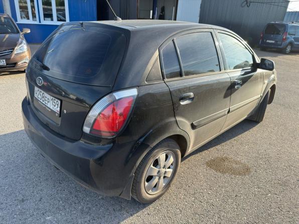 Kia Rio II Рестайлинг с пробегом 2011 года, цена 597 000 рублей, 215000 км, хэтчбек, Автокод Объявления