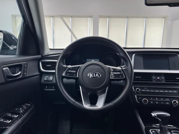 Kia Optima IV Рестайлинг с пробегом 2018 года, цена 1 990 000 рублей, 155234 км, седан, Автокод Объявления