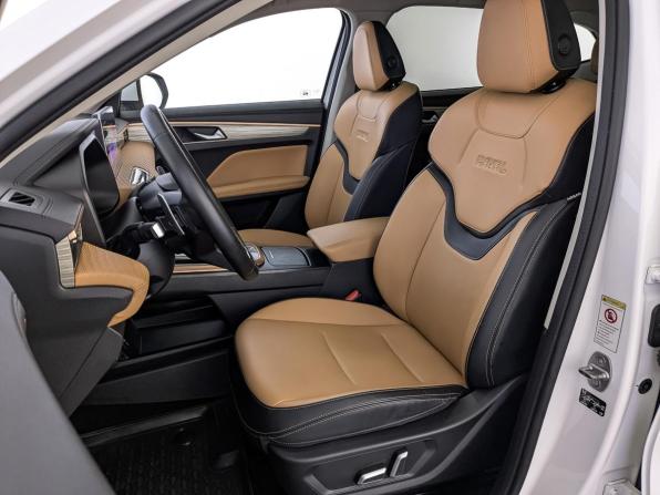 Haval Jolion I с пробегом 2023 года, цена 1 780 000 рублей, 48068 км, внедорожник, Автокод Объявления